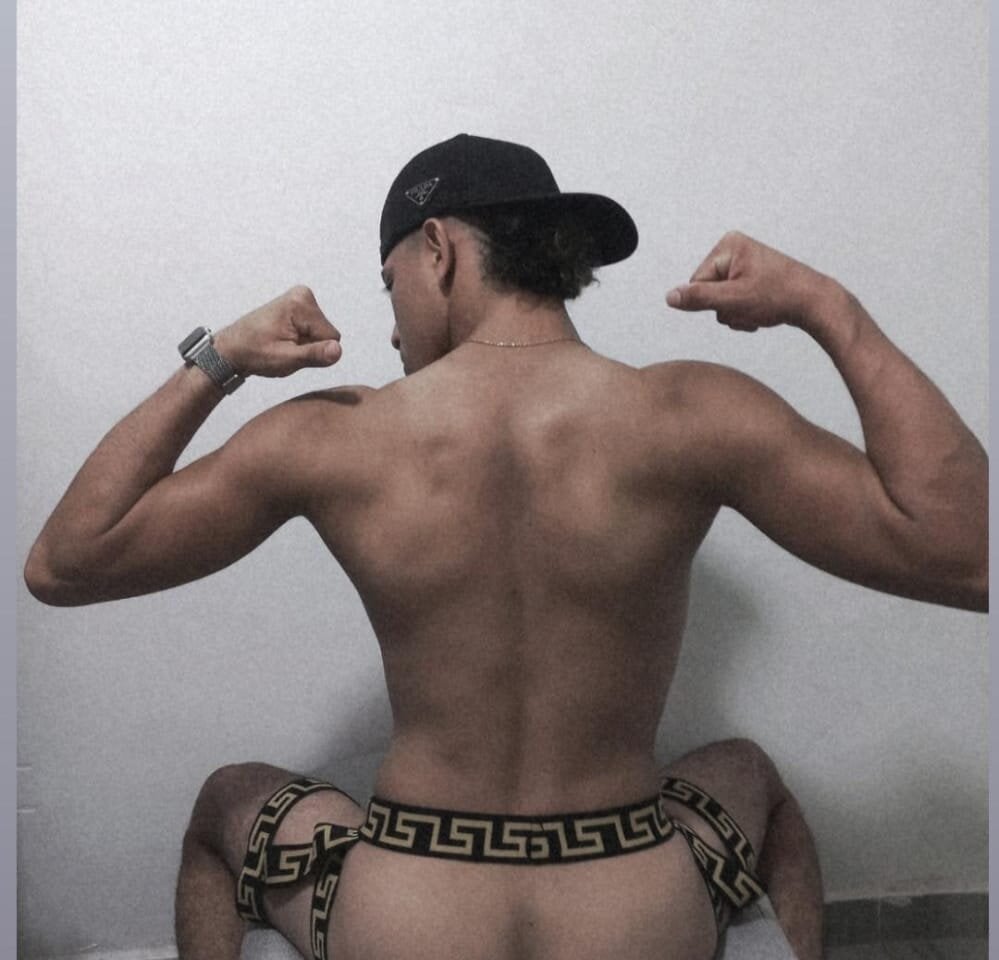 el_osoriolatinboy Chatroom