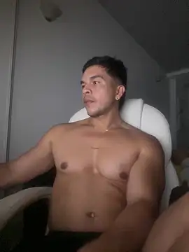 estebandelouis Chatroom