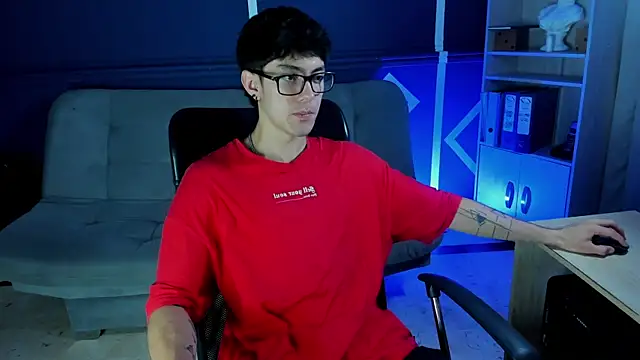 etham_wolf_ Chatroom