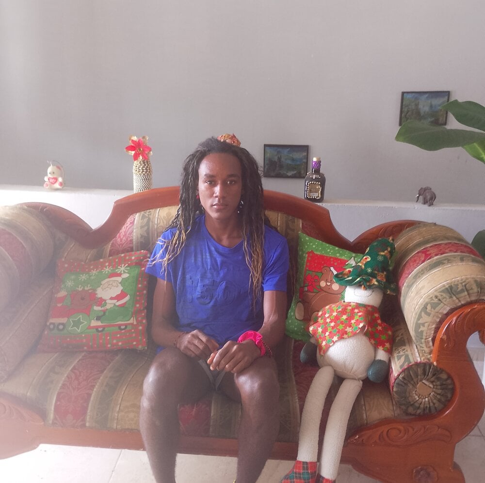 fetichefantasi24cm Chatroom