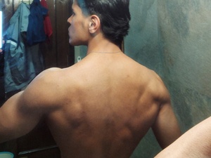 fizzy_biceps