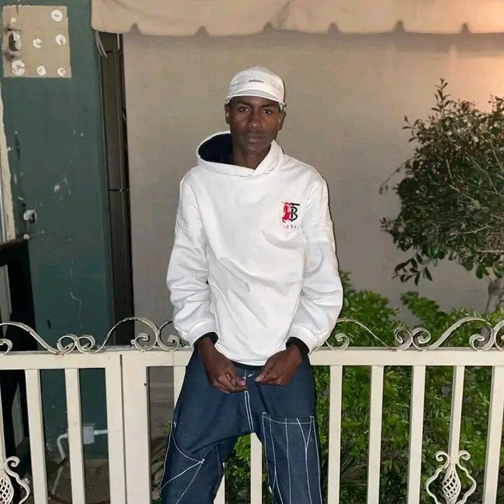 flyyestkiing Chatroom