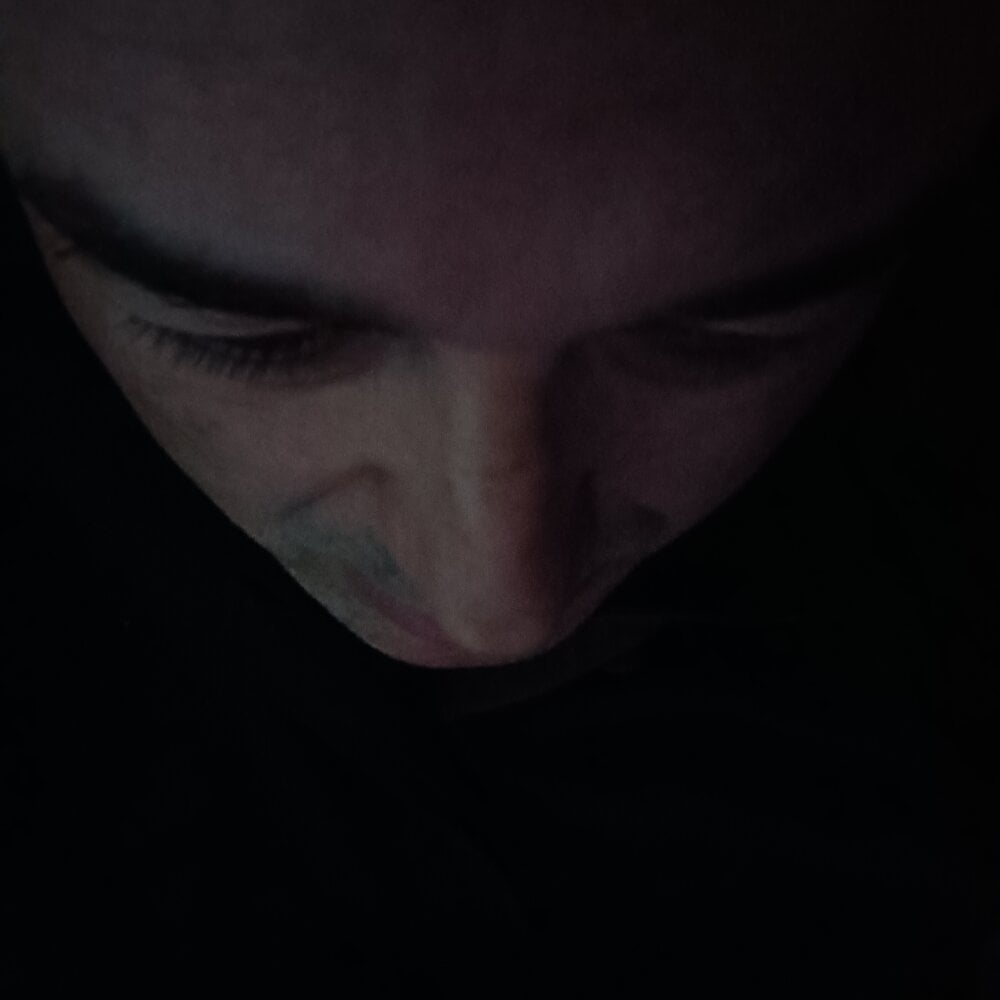 garibaldi1974 Chatroom