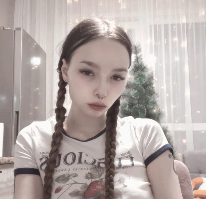 guess_couple Chatroom