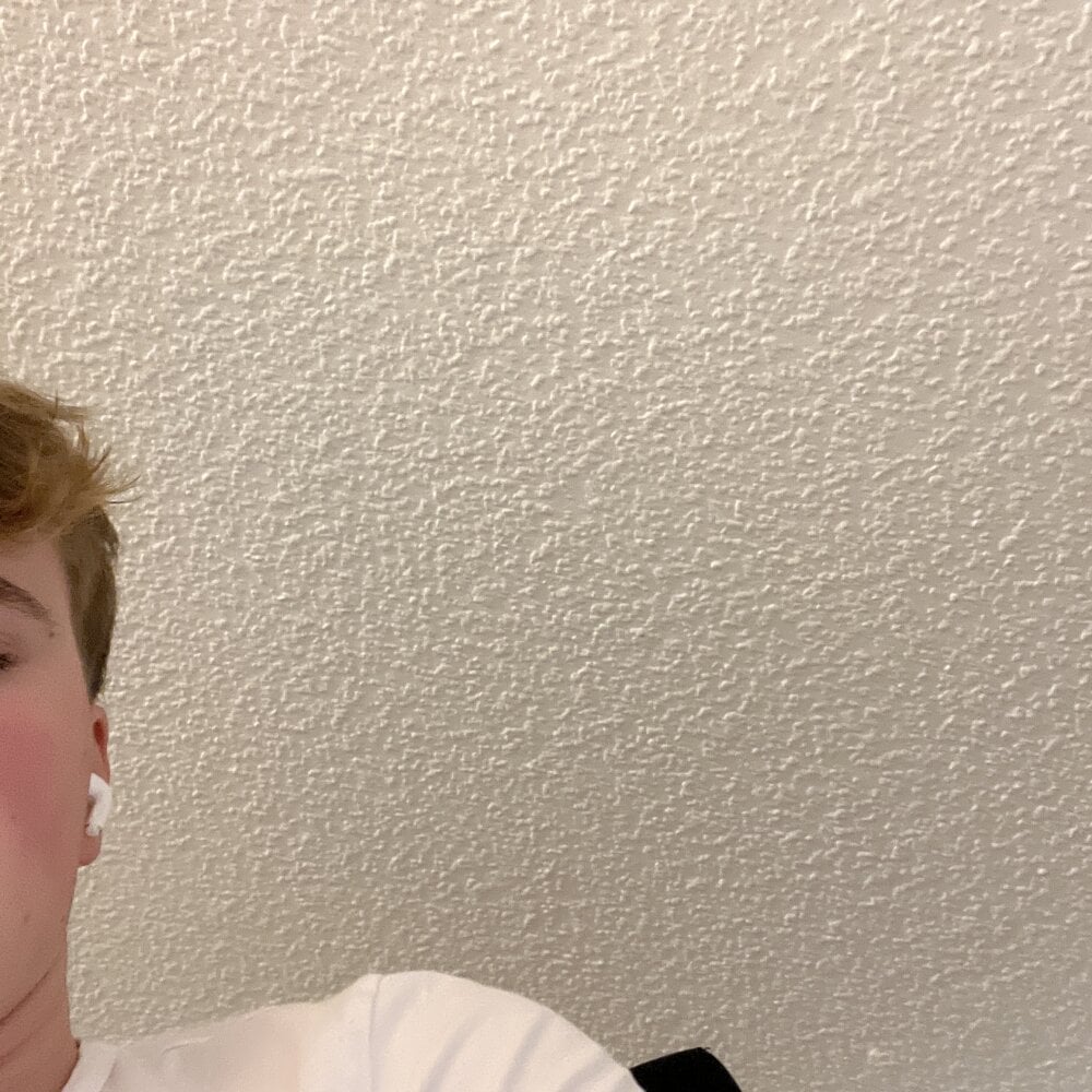 hannes256102 Chatroom