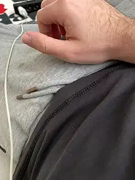 hardsikicix Chatroom