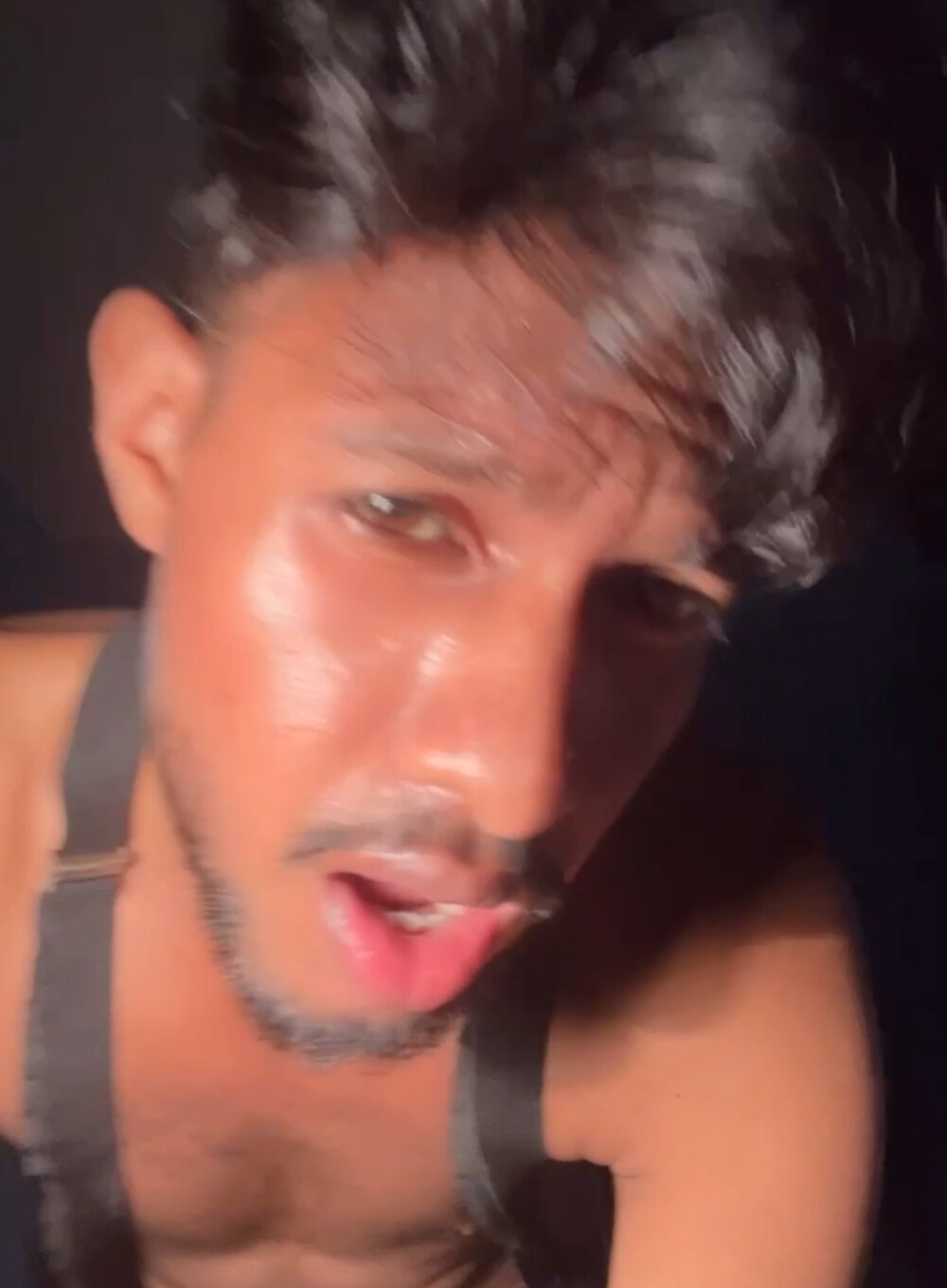 indiantwinkalexa Chatroom