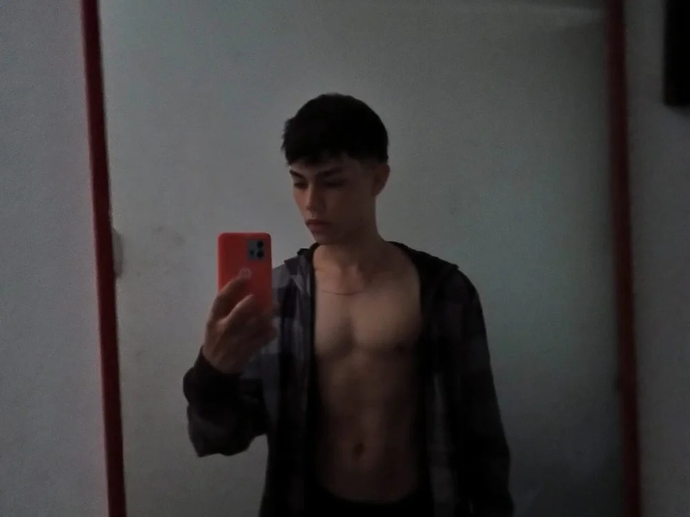 ivan_cooper Chatroom