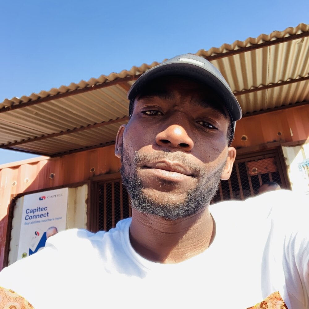 jabulani2600 Chatroom