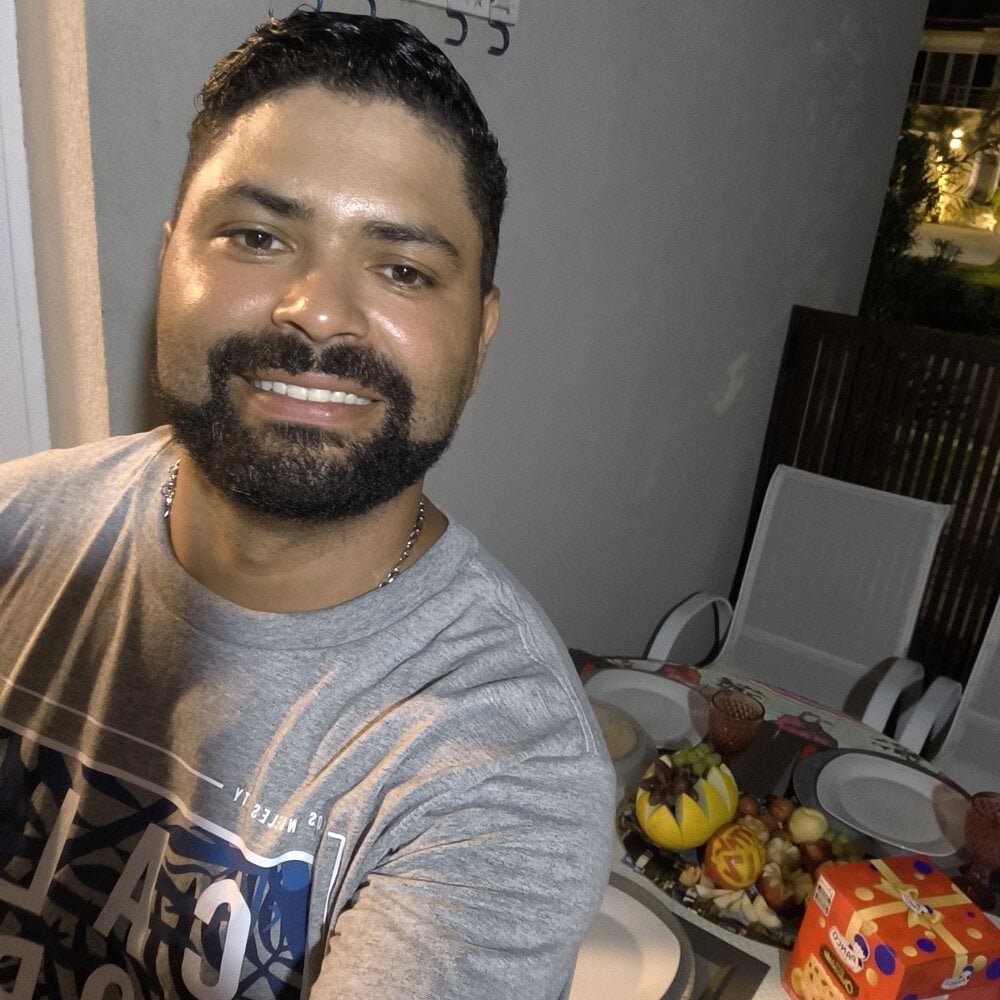 jhony051090 Chatroom