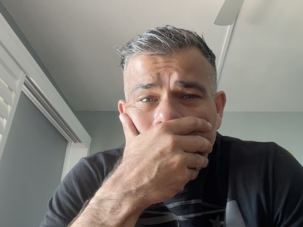 johncahn1986 Chatroom