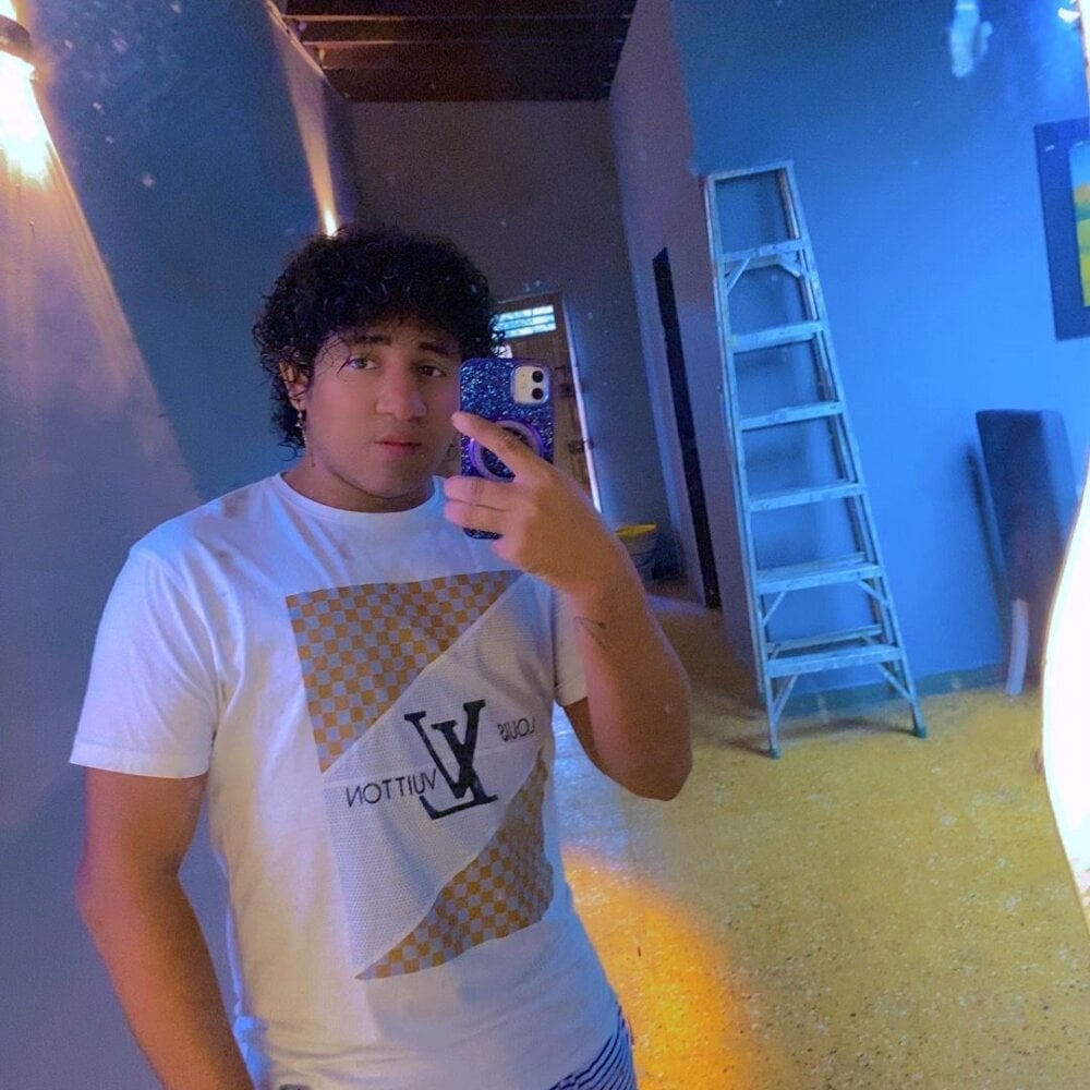 josepineda_hot_ Chatroom