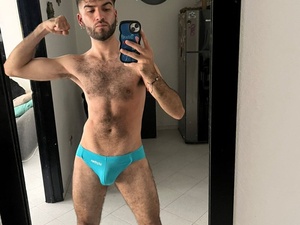 juan_hairy
