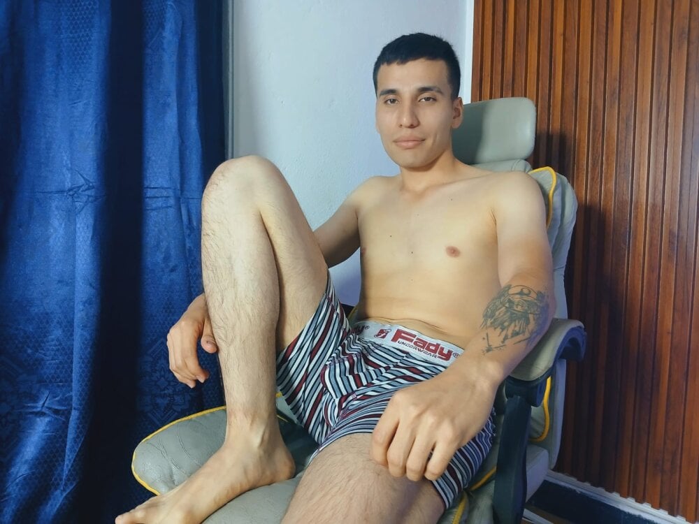 junior_caicer Chatroom