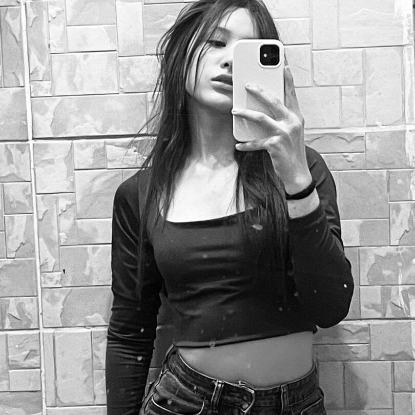 kate_smimov_11 Chatroom