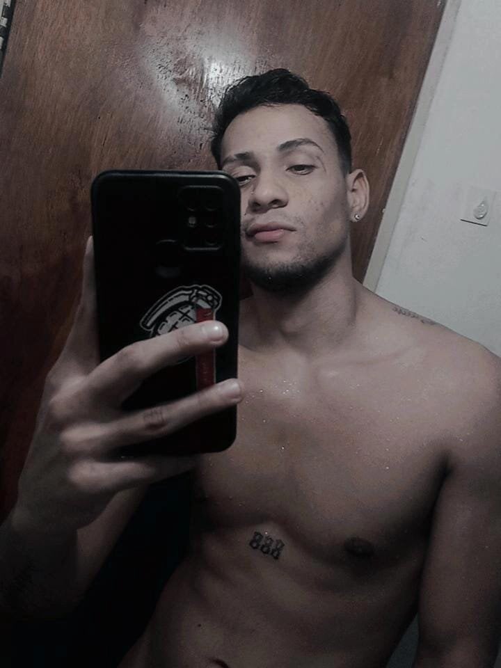 kingoftheuniverse888 Chatroom