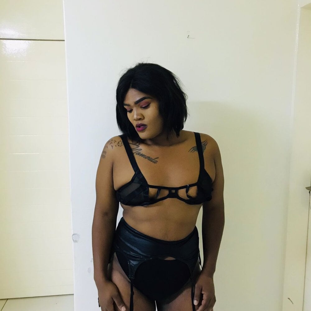 kinkysexytrans Chatroom