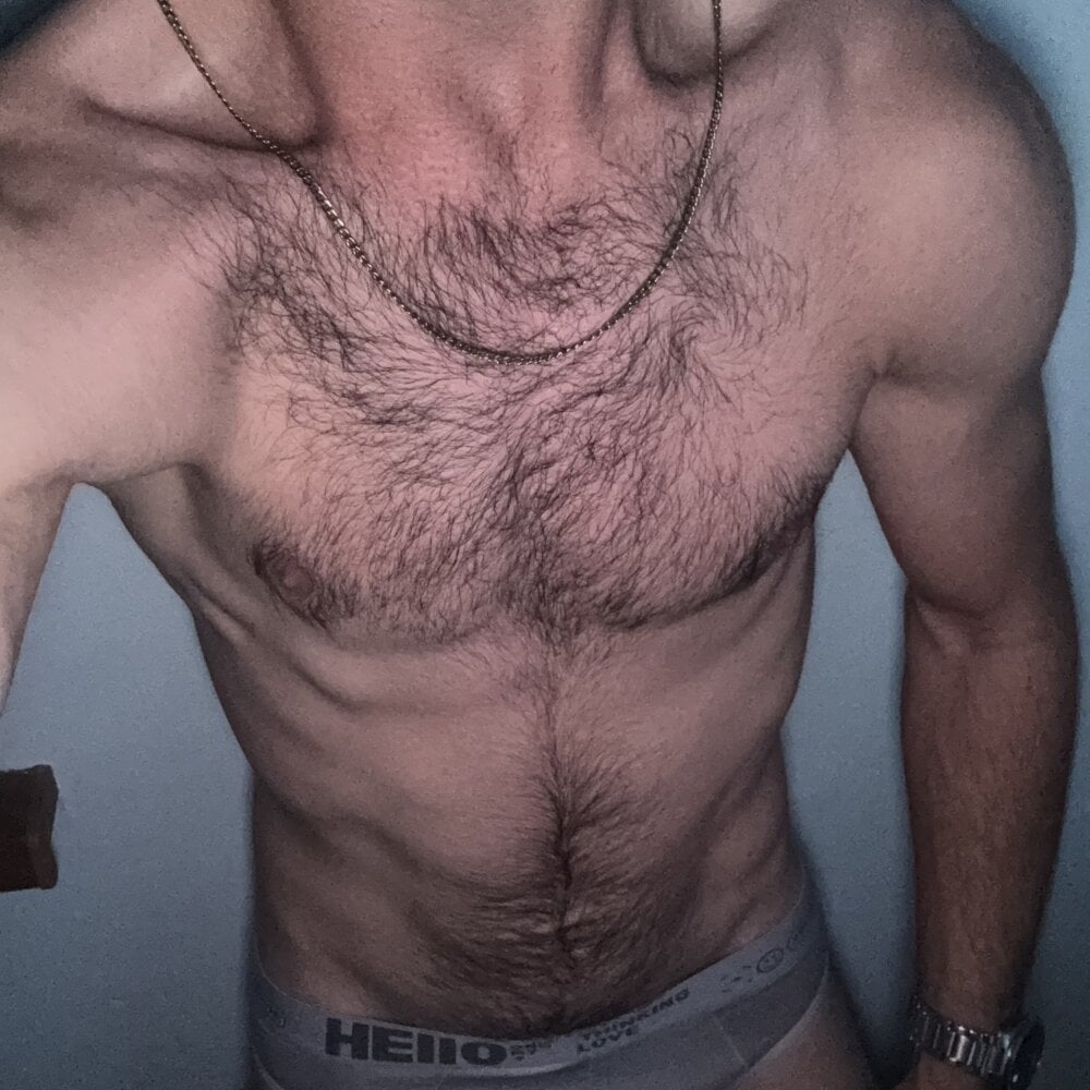 konradhairybi Chatroom