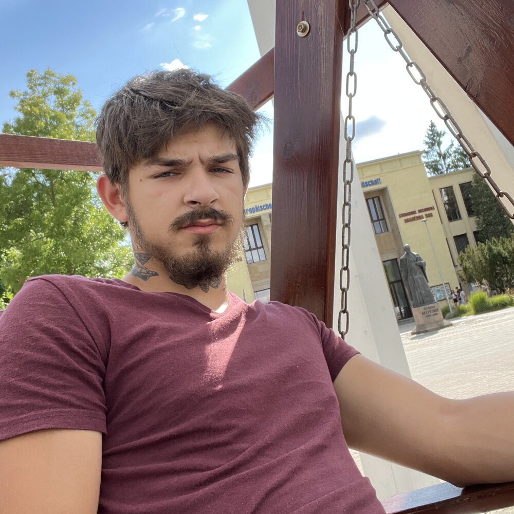 kurevnik136 Chatroom