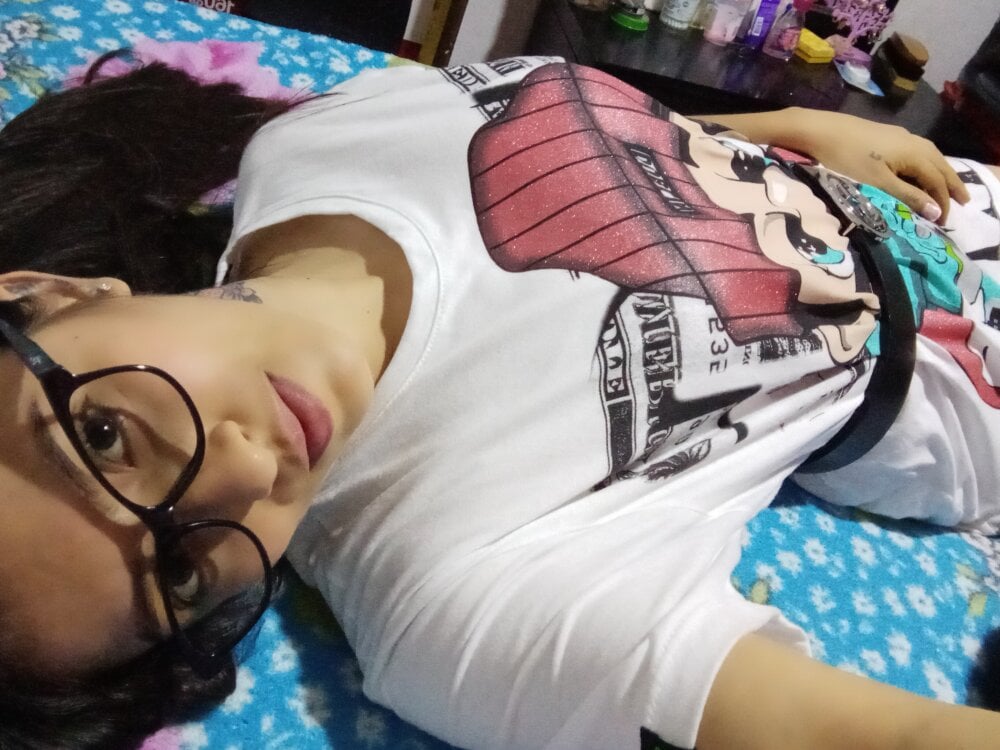 laura_and_samir Chatroom