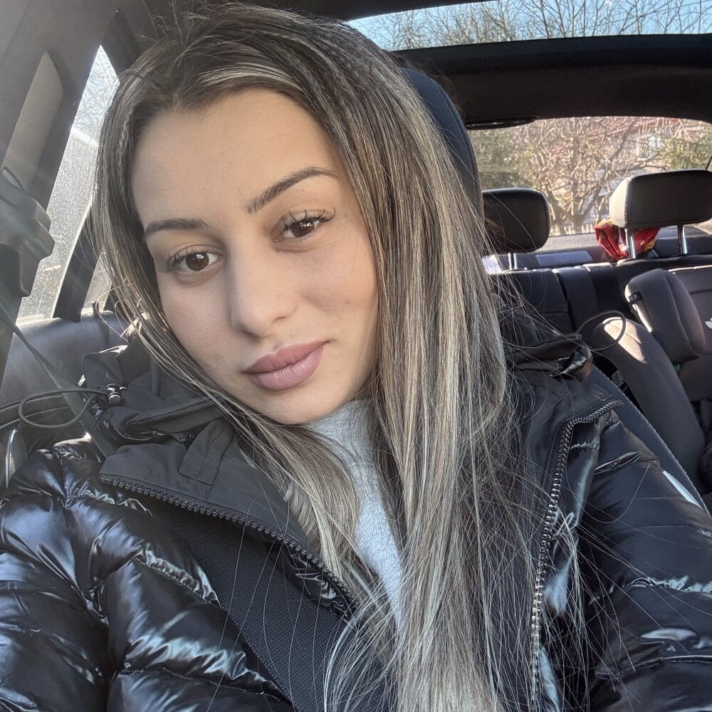 lazy_wife1999 Chatroom