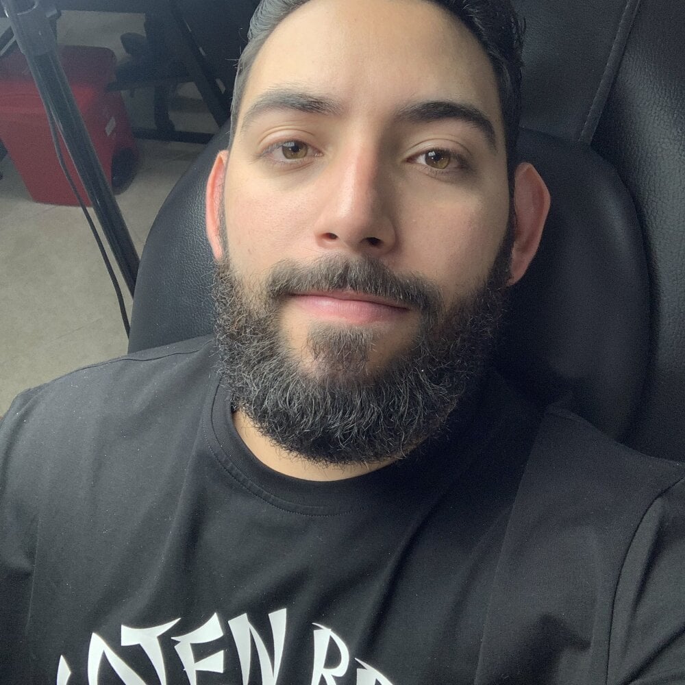 leo_thewolf_ Chatroom