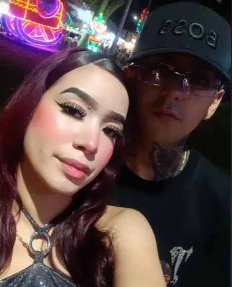 lilyth_adam Chatroom