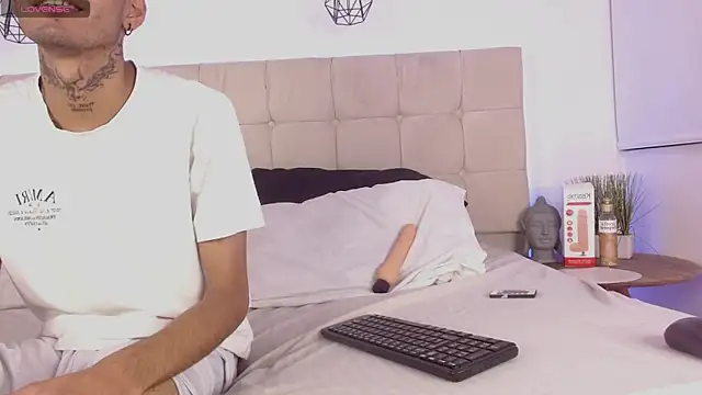 love_birds_69 Chatroom