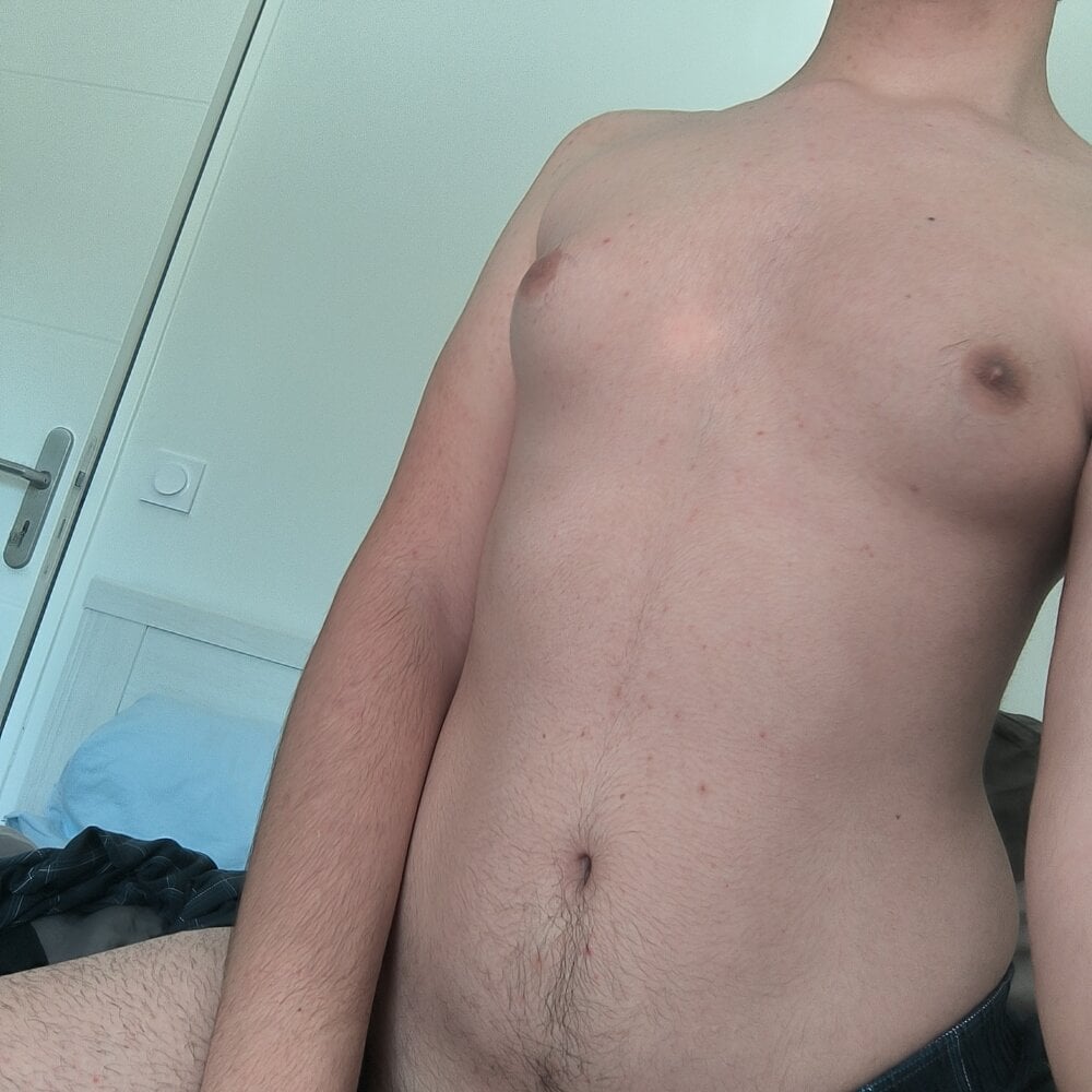 lumtvvtyvyv Chatroom