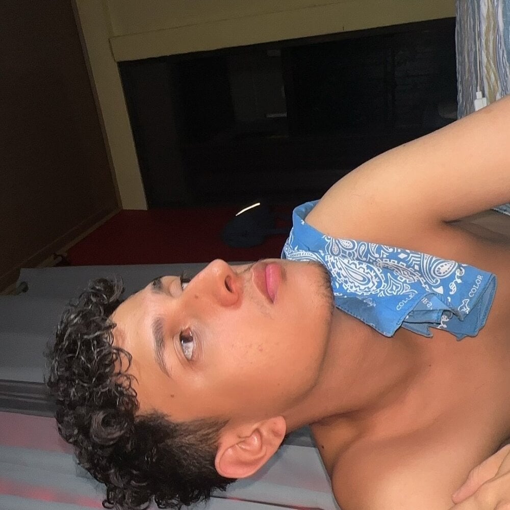 manfredjimenez Chatroom