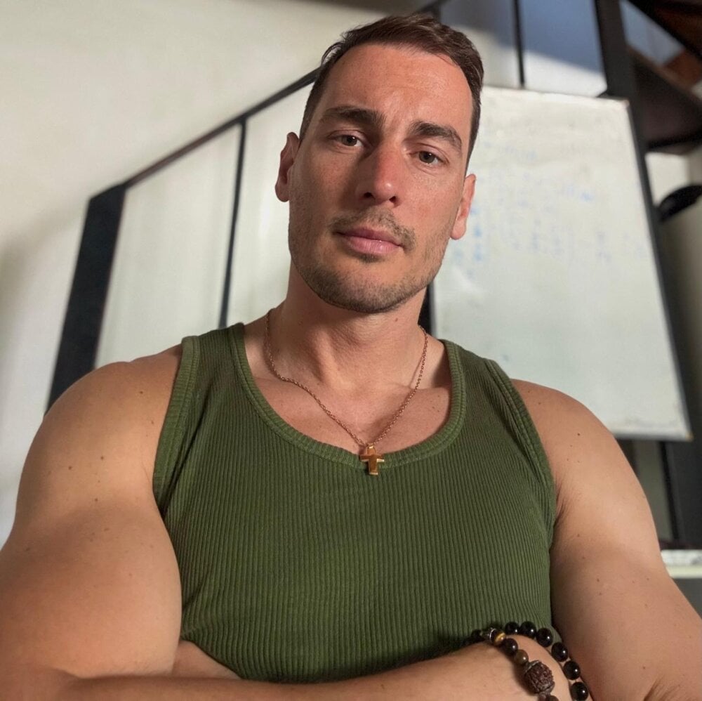 maximuss789 Chatroom