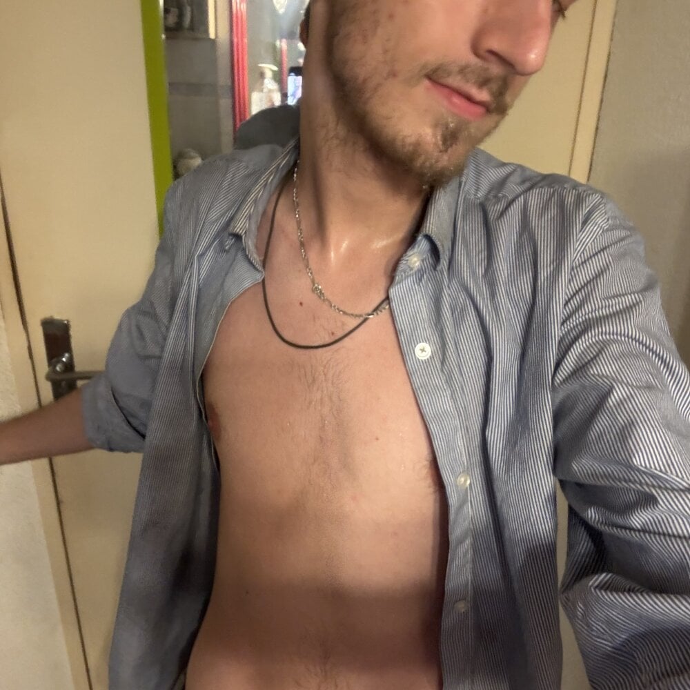 mister_twitter Chatroom