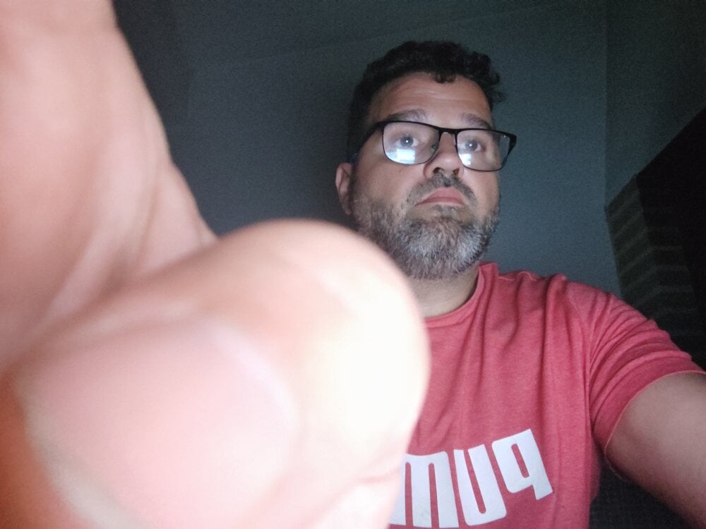 morenet_festero Chatroom