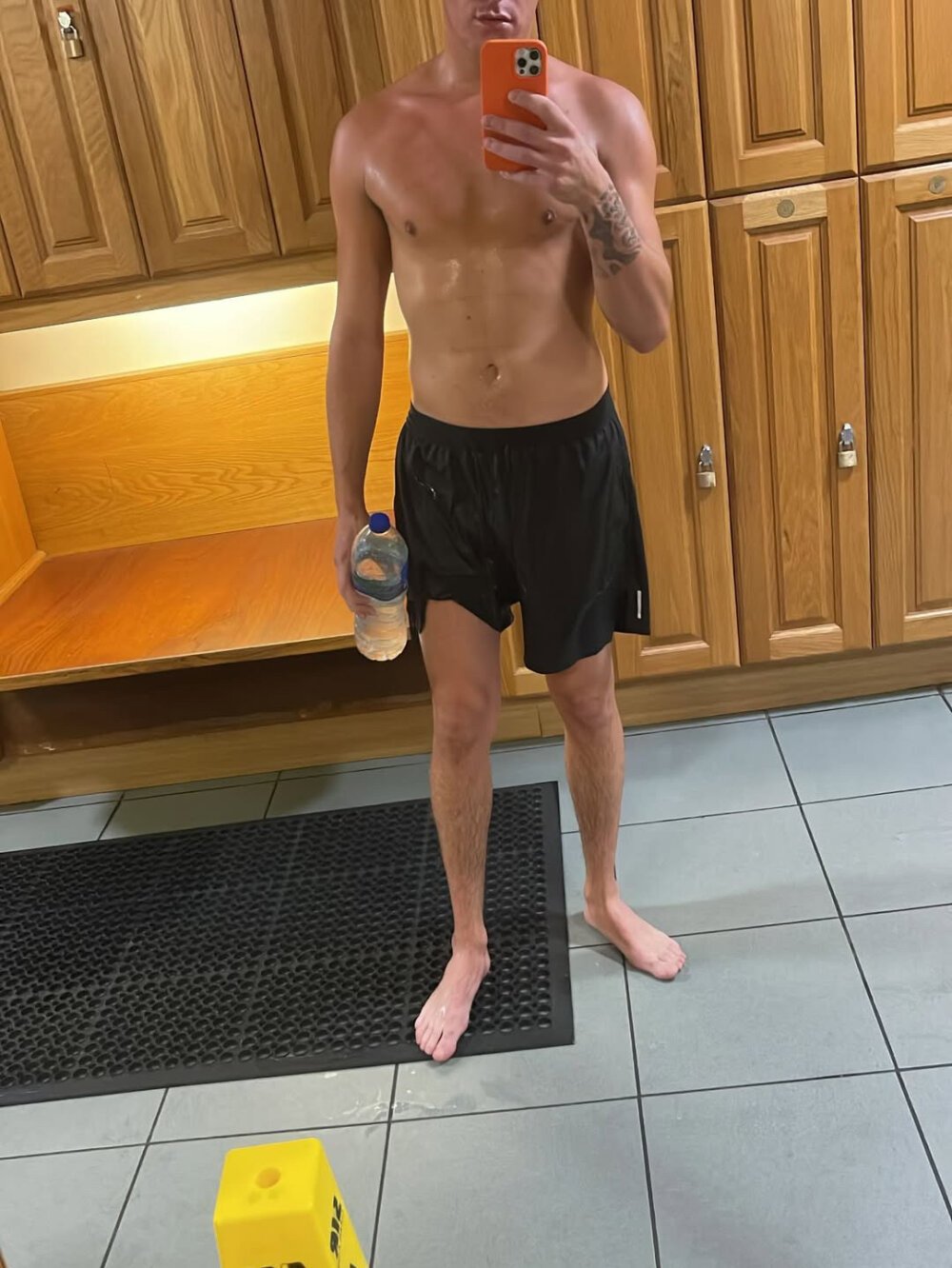 naughty-nath Chatroom