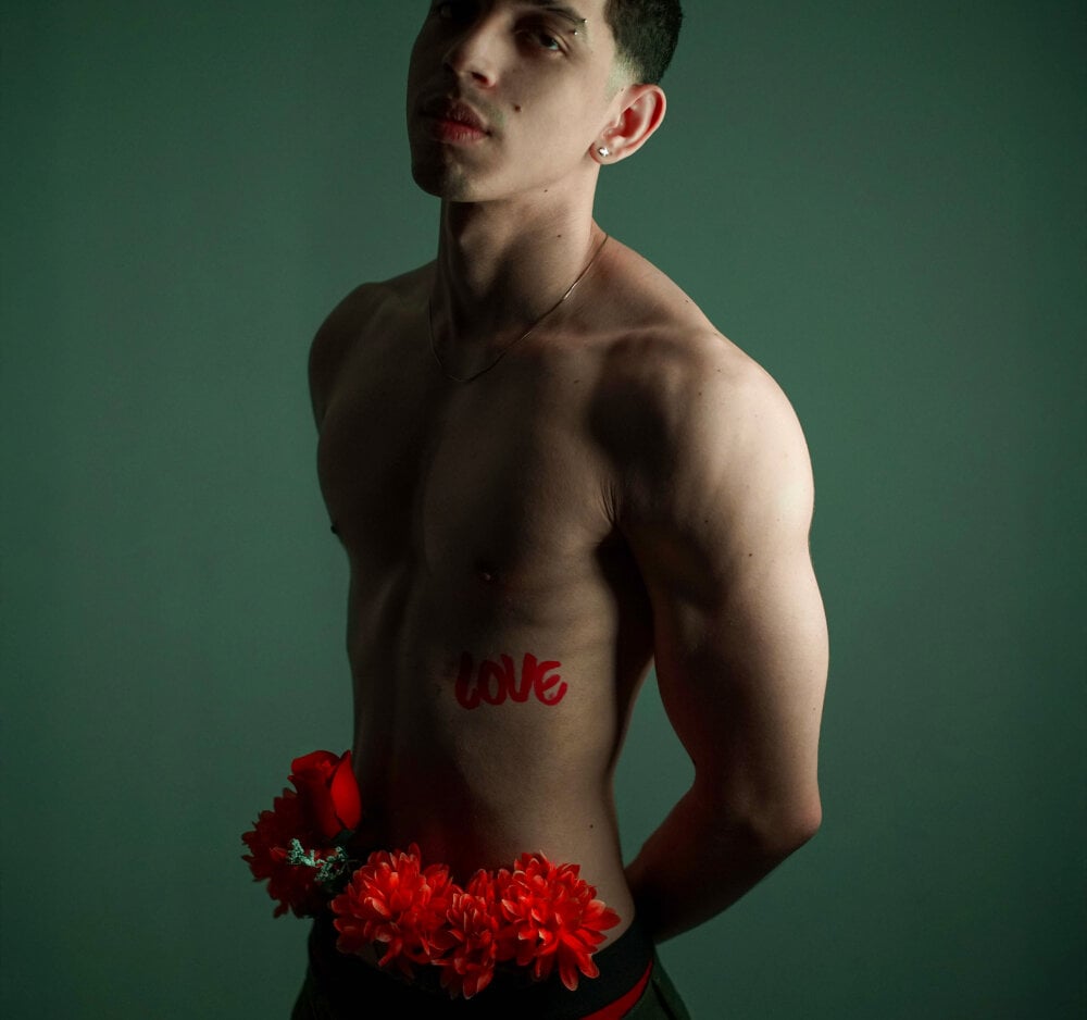 nicolai_drake Chatroom