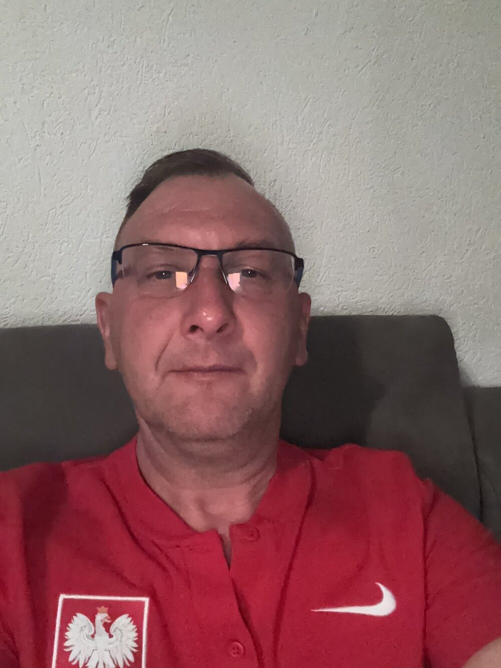 niezlomny75 Chatroom