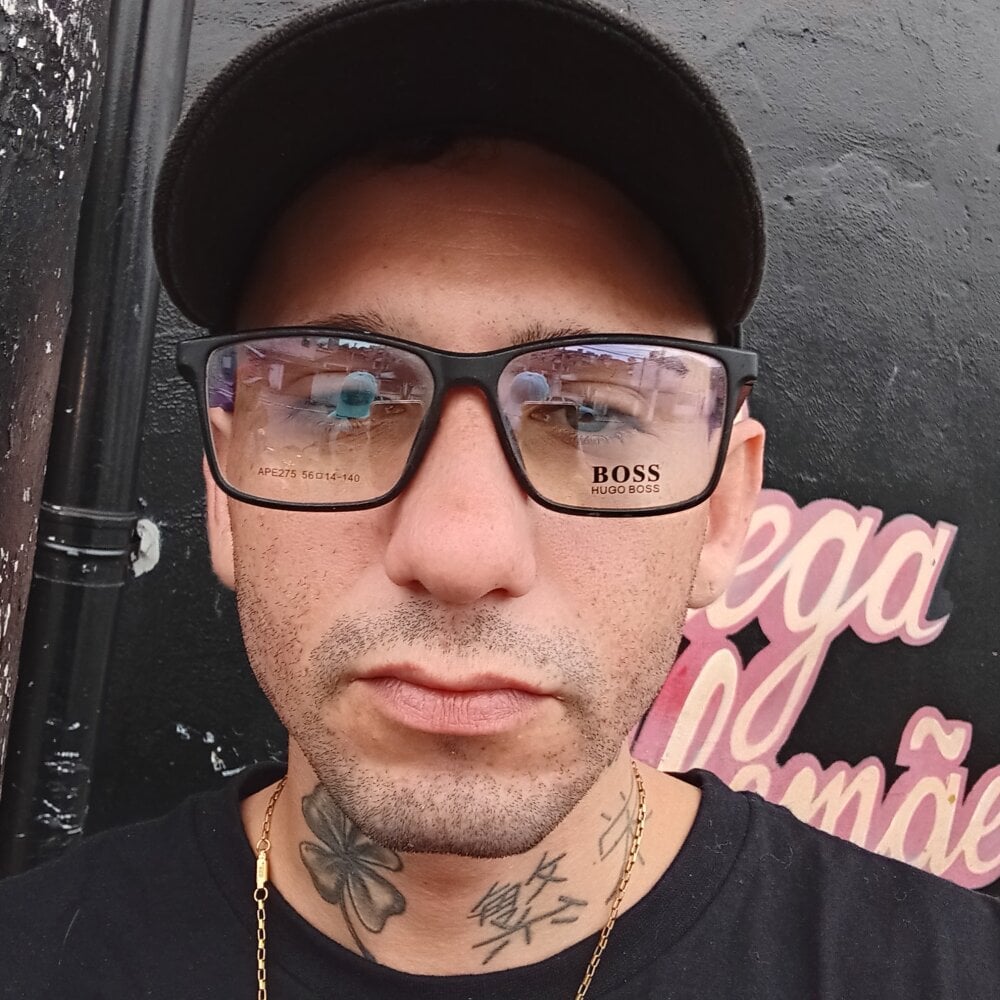 pauzao_gostoso011 Chatroom