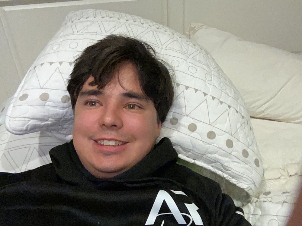 phantom898983 Chatroom