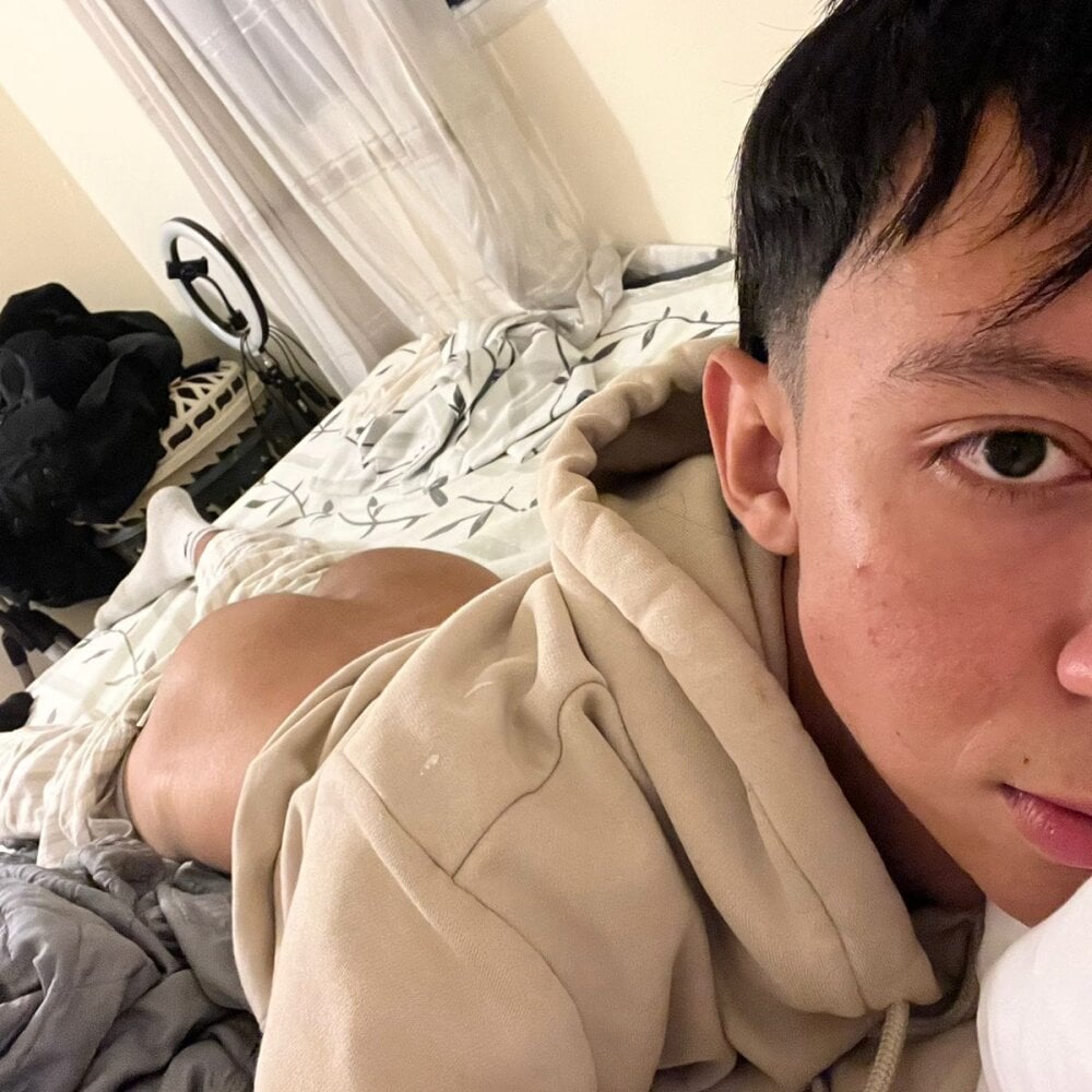 philip_twinkk Chatroom