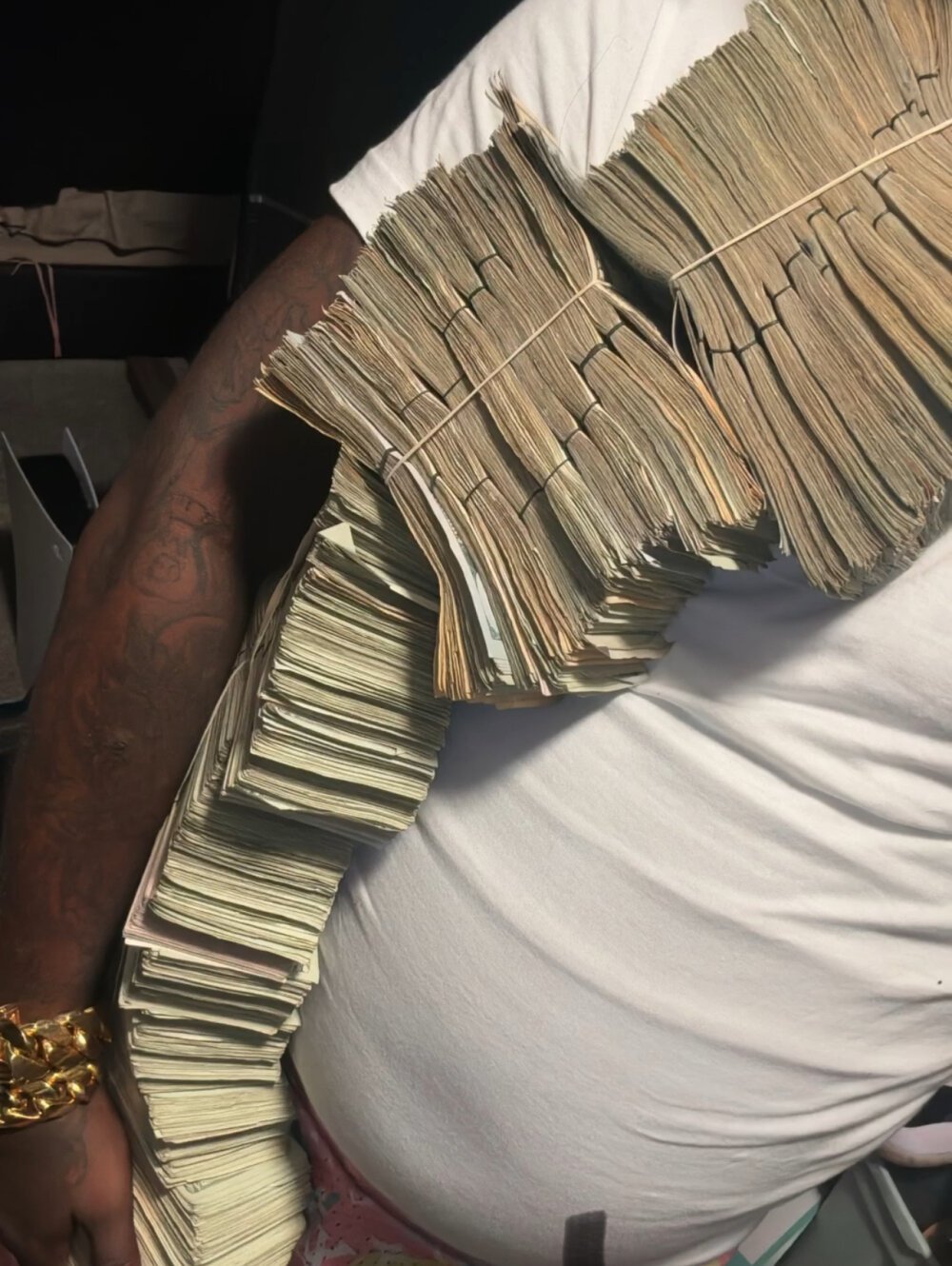 ralokutta2x Chatroom