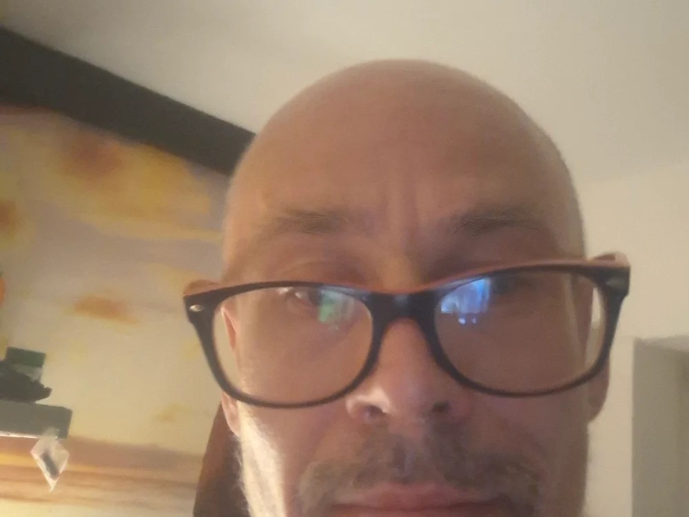 raphaelue Chatroom
