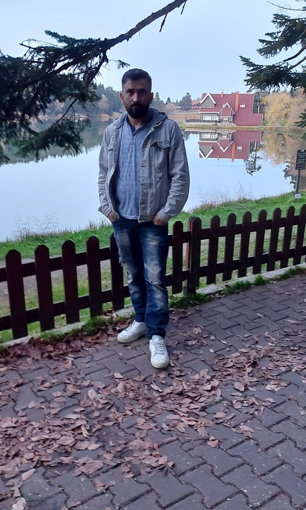 sikicideli81 Chatroom