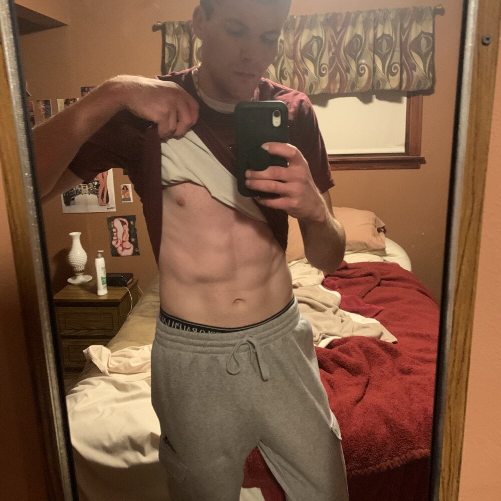 slutboy42000 Chatroom
