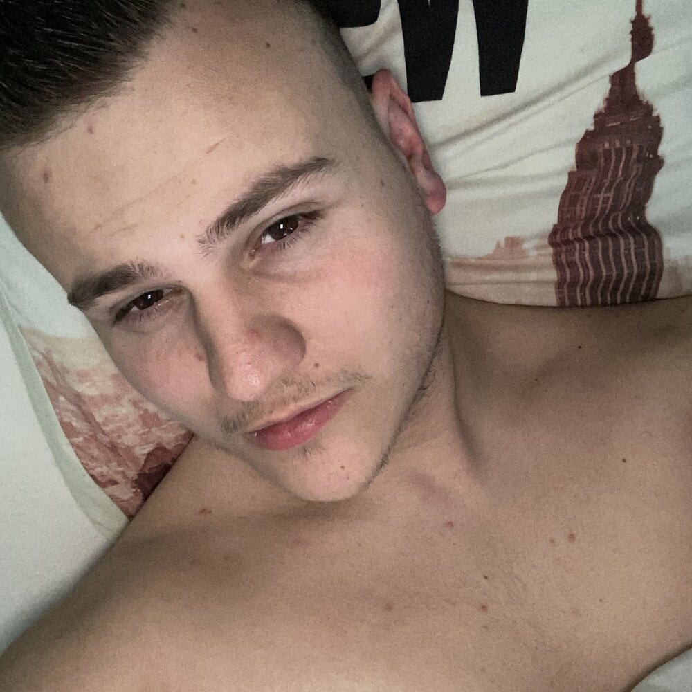 spiderkind98 Chatroom