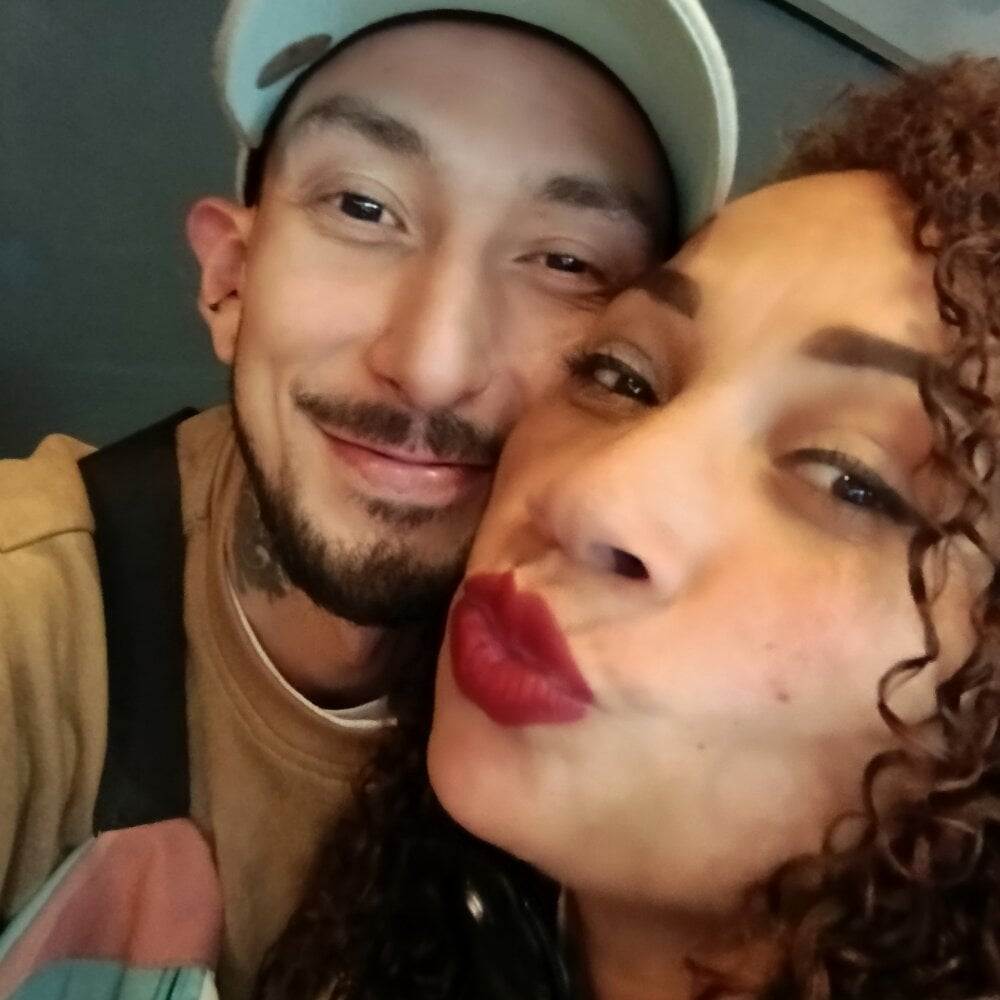 tom-y-alexa Chatroom