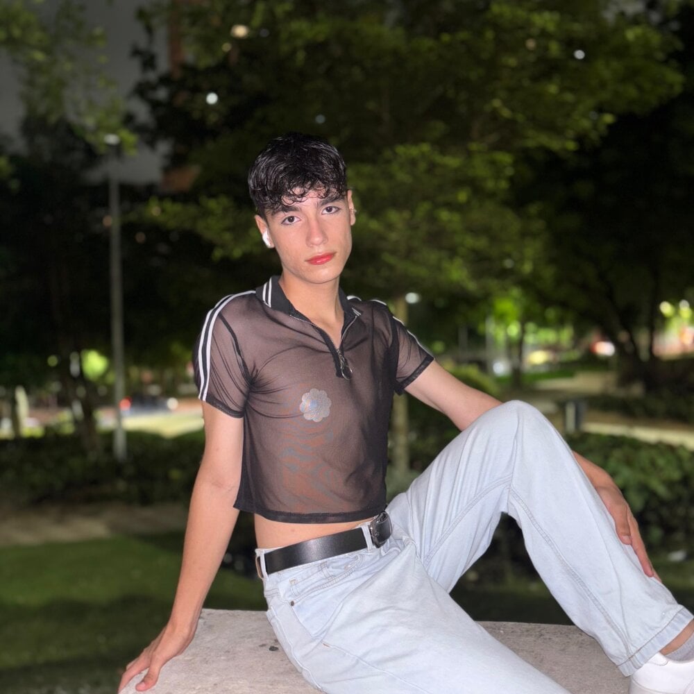 troystarlight_ Chatroom