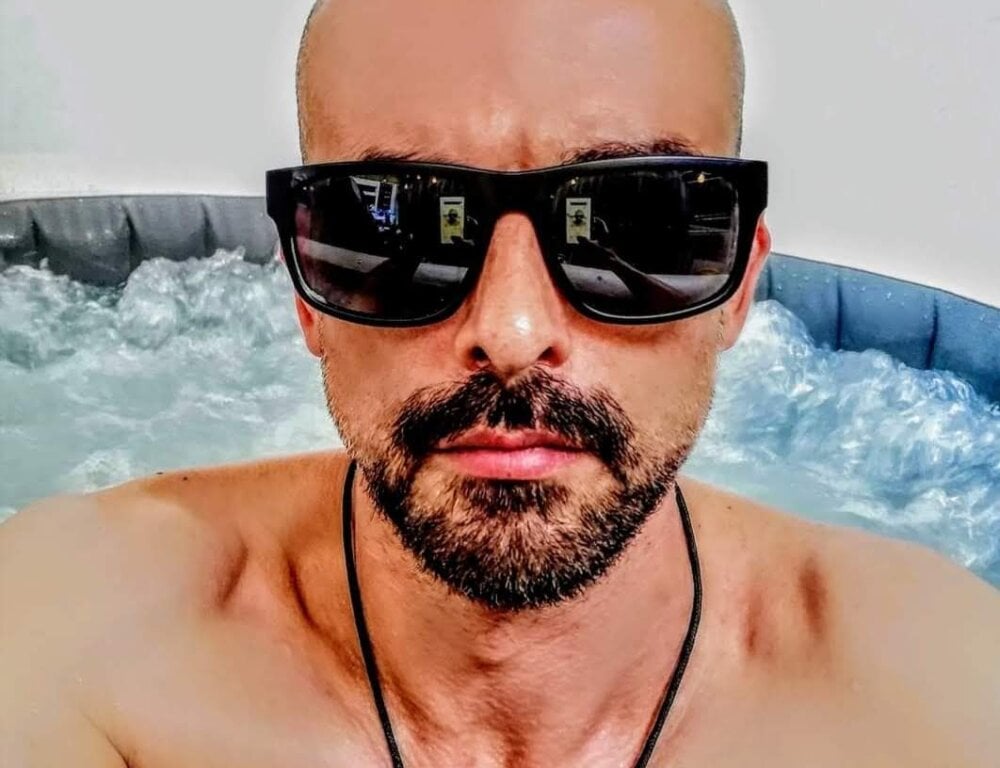 uaintmybabbydaddy Chatroom