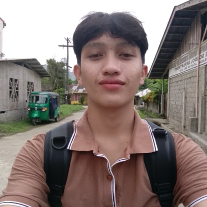 ur_boytoni19 Chatroom