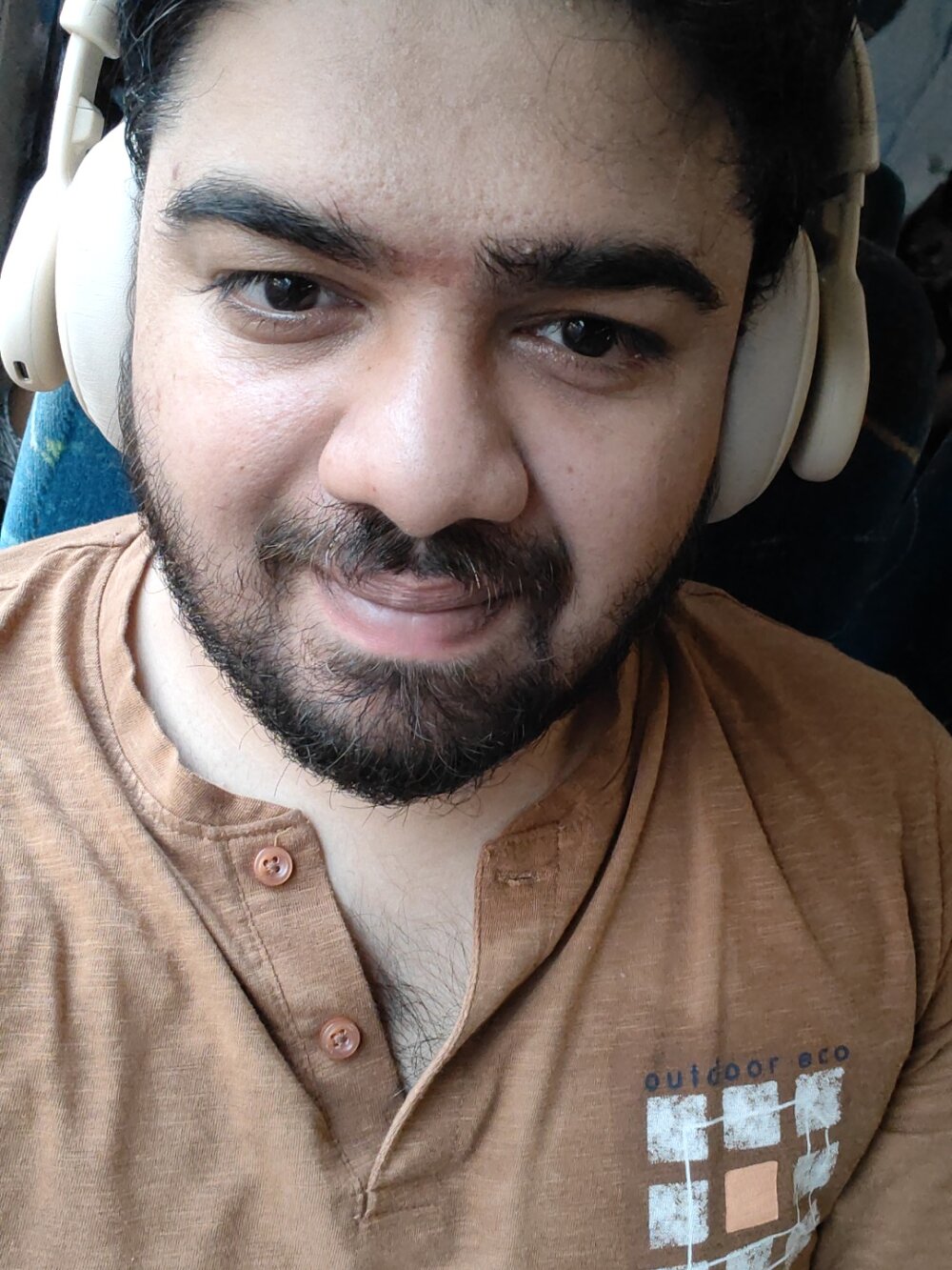 vamsi_starboy Chatroom