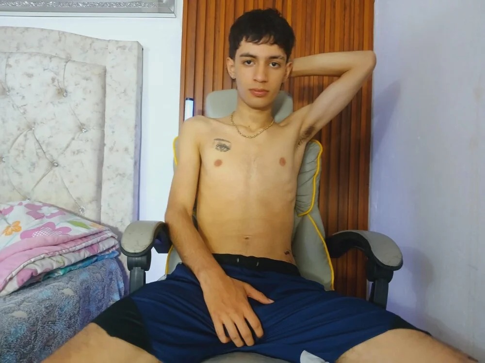 wex_077 Chatroom